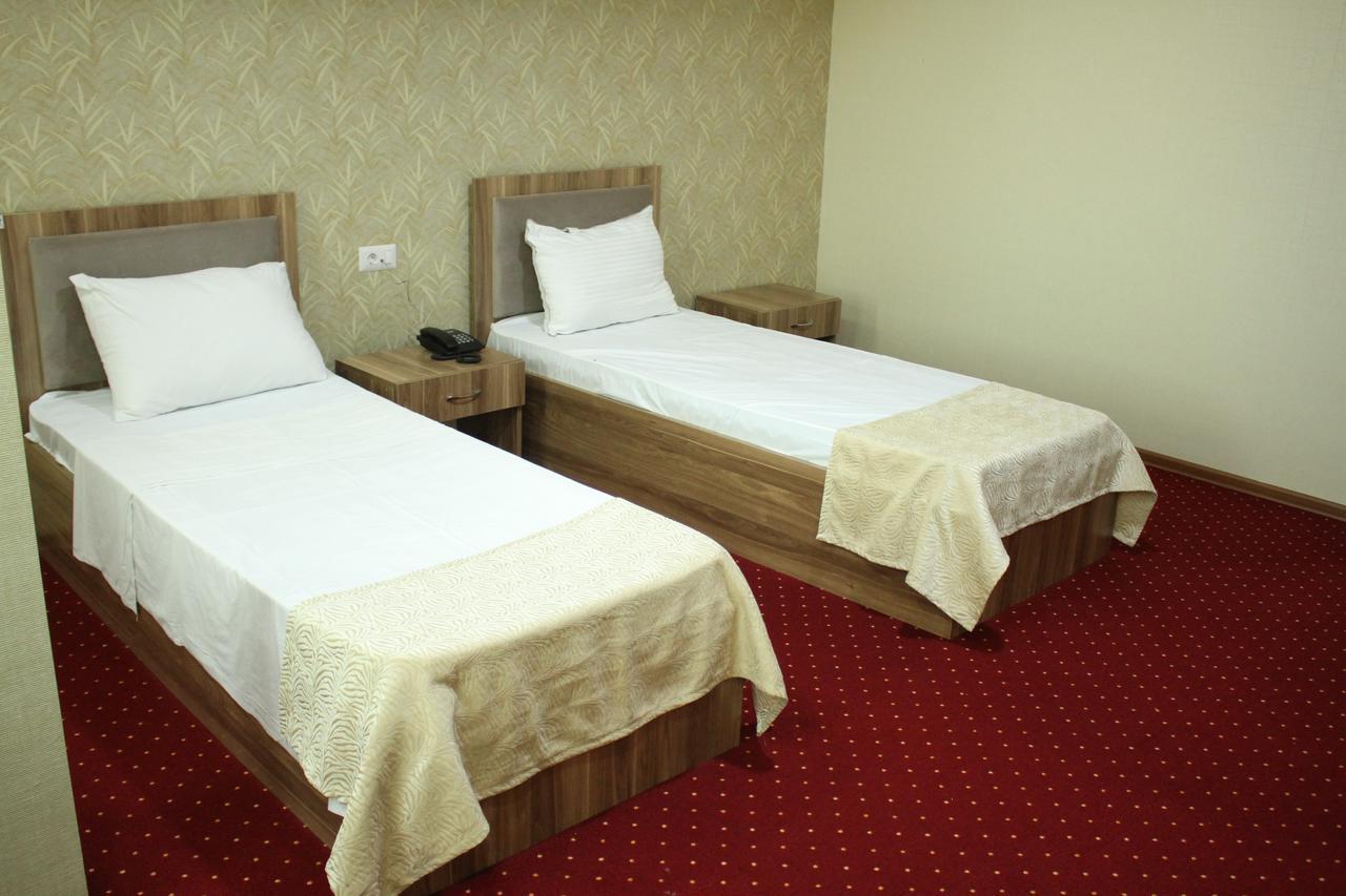 Bridge Hotel Baky Esterno foto
